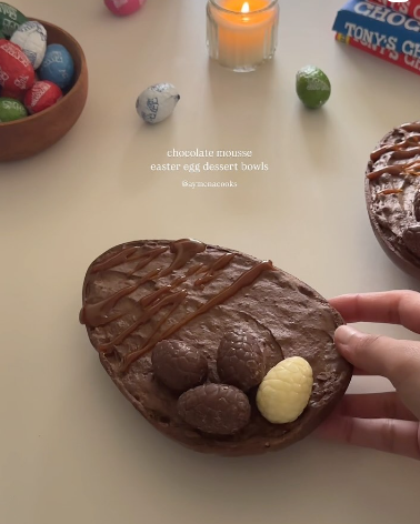 easter egg dessert bowls