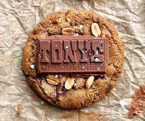 roasted peanut & milk caramel sea salt cookies